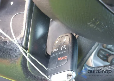 2020 Dodge Challenger R/T Scat Pack from USA, damaged, VIN 2C3CDZFJXLH135173